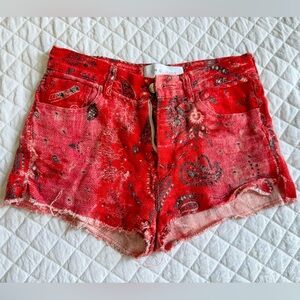 It looks so sexy on you trust me ❤️